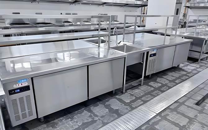 選購瑞能廚具，打造高效中央廚房